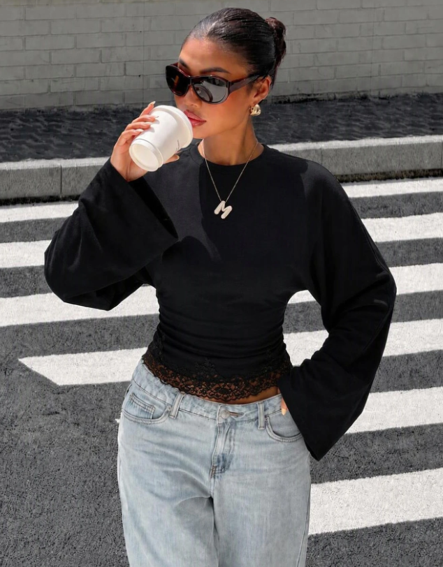 Women's Blouse with Wide Sleeves Muchica